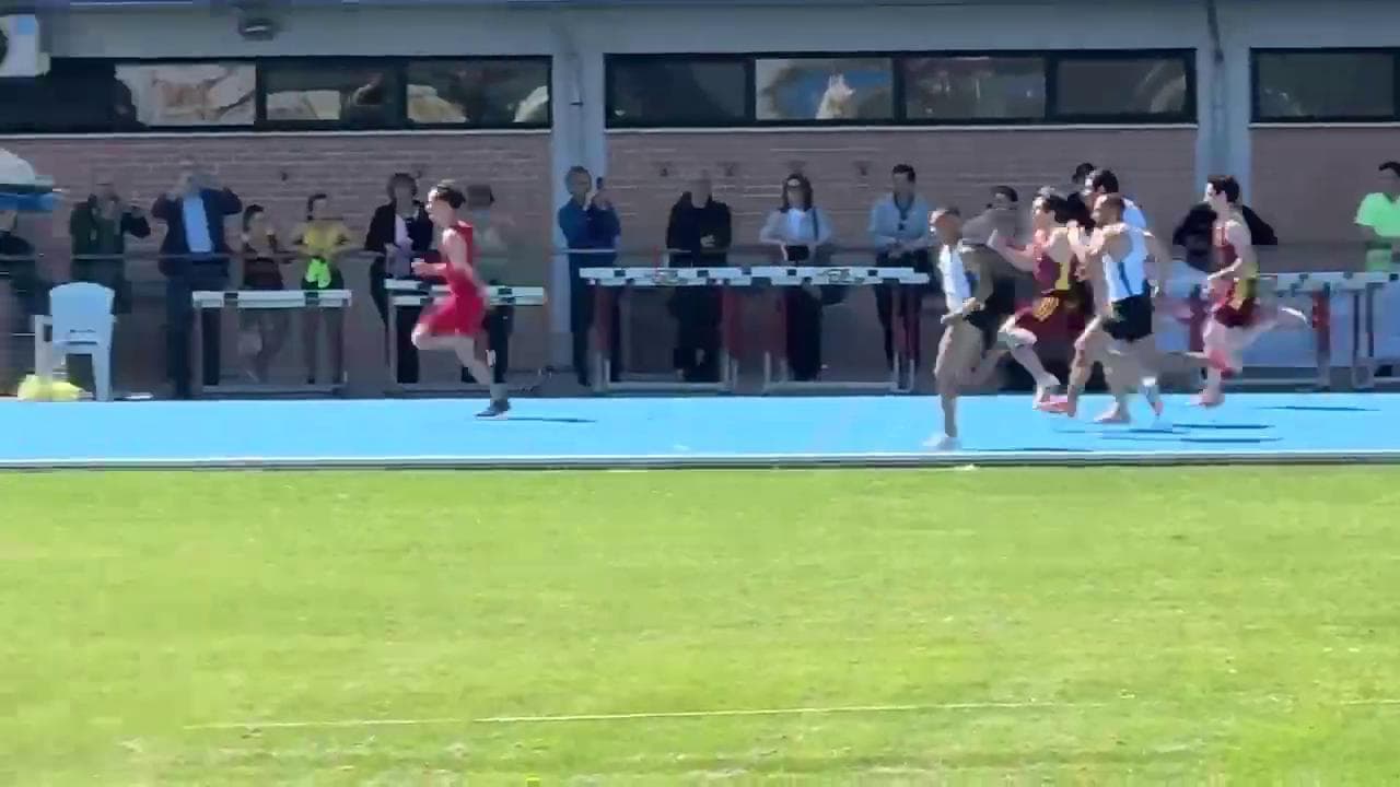 Valerio Paparo a 15 anni corre i 100 metri con un tempo clamoroso: 10'59