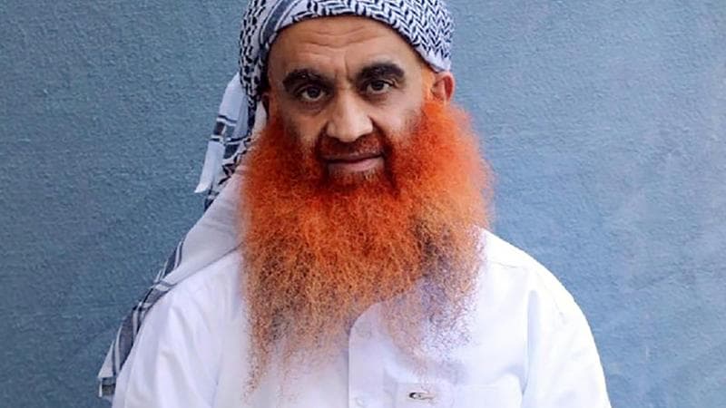Khalid Sheikh Mohammed, accusato di aver organizzato gli attacchi dell’11 settembre. Indossa una tunica tradizionale pachistana: ma solo per lo scatto. Di solito ha la divisa carceraria. NYT