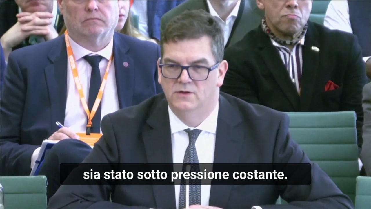 Mandelson-Epstein, il funzionario licenziato: "Pressioni per nominarlo, nessun check di moralità"