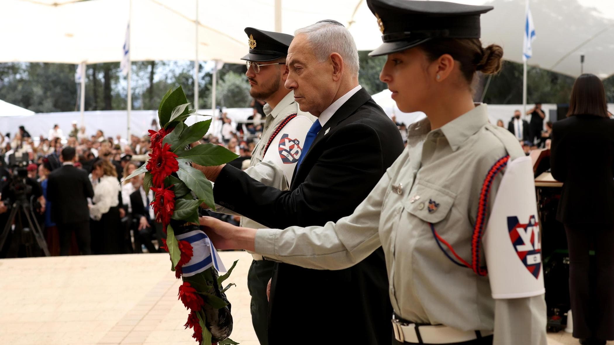 Israele, Netanyahu e i ministri contestati alle cerimonie per i soldati caduti: “Vergogna”