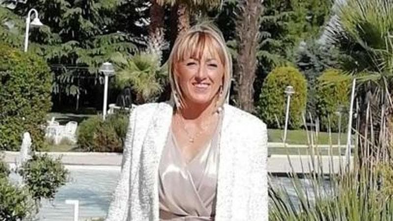 Patrizia Lamanuzzi uccisa dal marito che l'ha spinta dal balcone, morto anche l'uomo. “Era terrorizzata”
