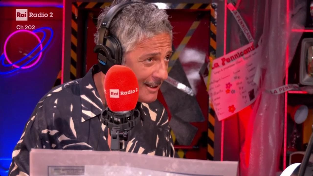 Caso escort e calciatori, Fiorello: "Scoperti  perché chiedevano appuntamenti da 90 minuti"