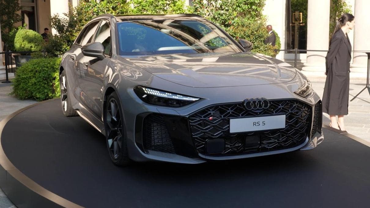 RS5 e R26, l’era ibrida Audi va in scena alla Milano Design Week - la ...