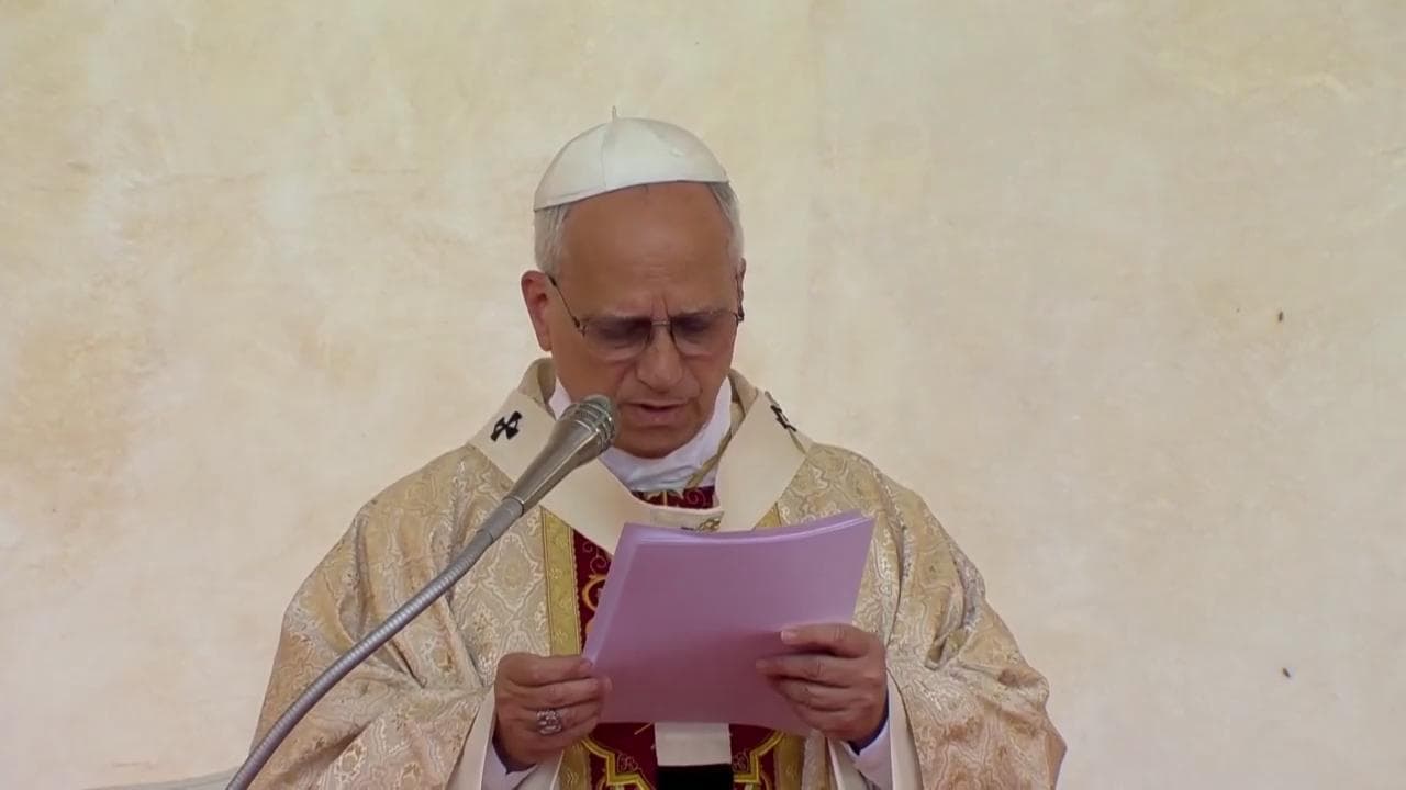 Papa Leone in Africa: "Quando la vita interiore si chiude non c’è più spazio per gli altri"