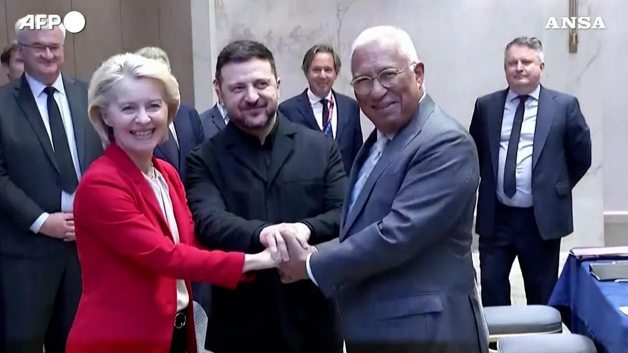 Ue a Cipro. Costa, von der Leyen e Zelensky: "Urgente prima tranche prestito da 90 miliardi a Kiev"