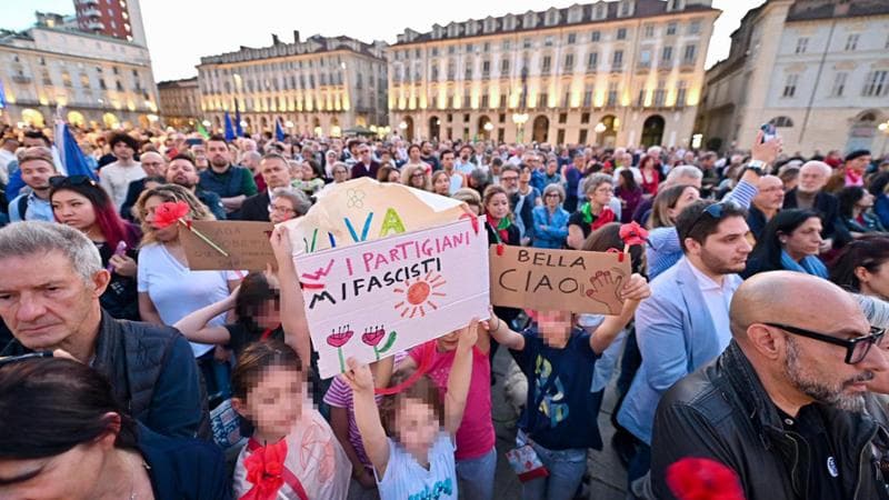 Torino, 24 aprile: fiaccolata per il 25 aprile