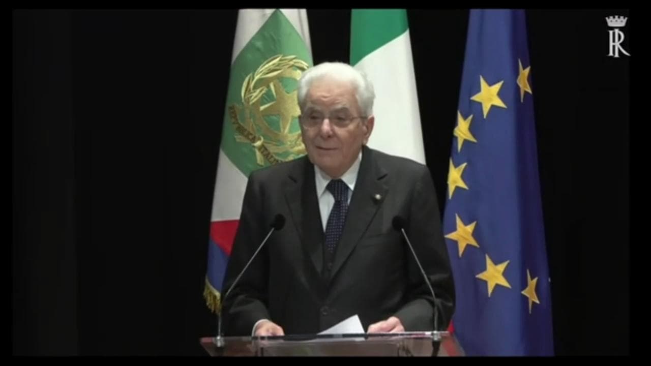 Mattarella: "Il 25 aprile è libertà. Ora e sempre Resistenza"