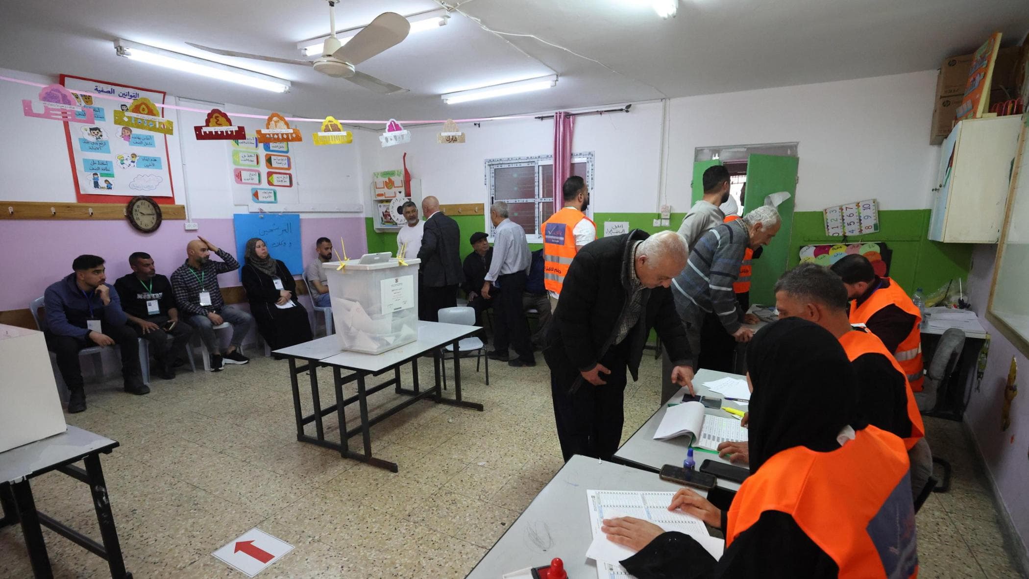 Prove di democrazia a Gaza, primo voto dopo vent’anni