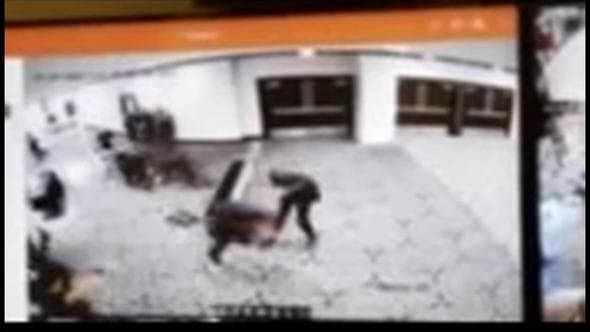 La corsa nell'hotel e la reazione delle forze dell'ordine: così è stato fermato il blitz