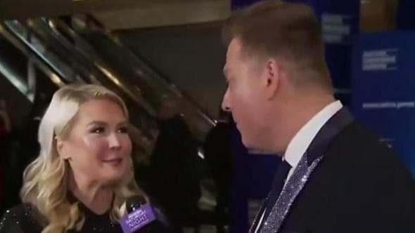 La profezia involontaria della portavoce della Casa Bianca: "Ci saranno dei "colpi" in sala"