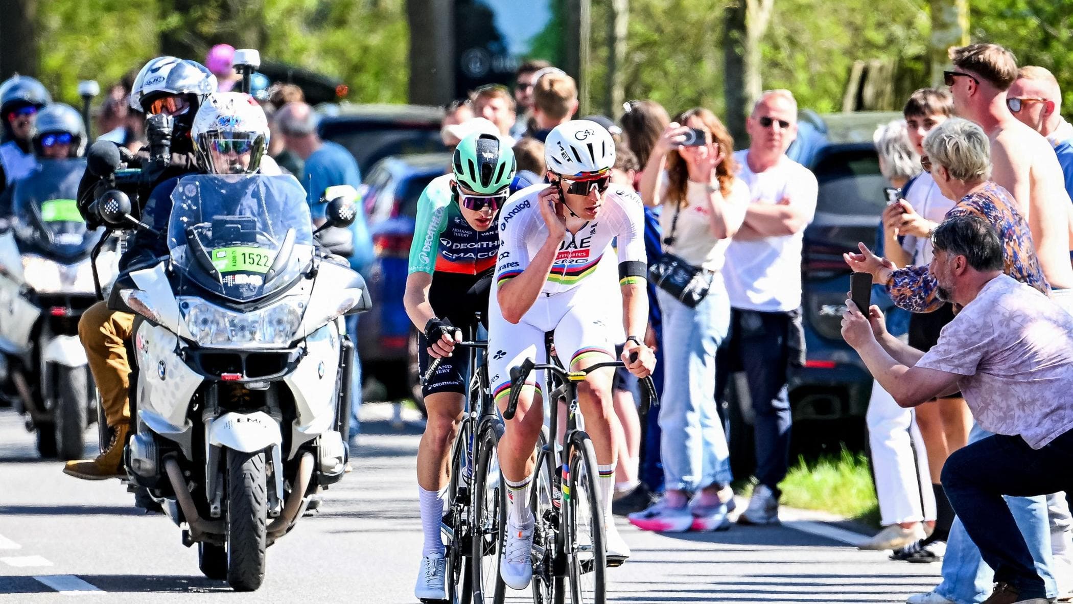 Il solito Pogacar: vince anche la Liegi. Ma il talento Seixas fa una corsa capolavoro