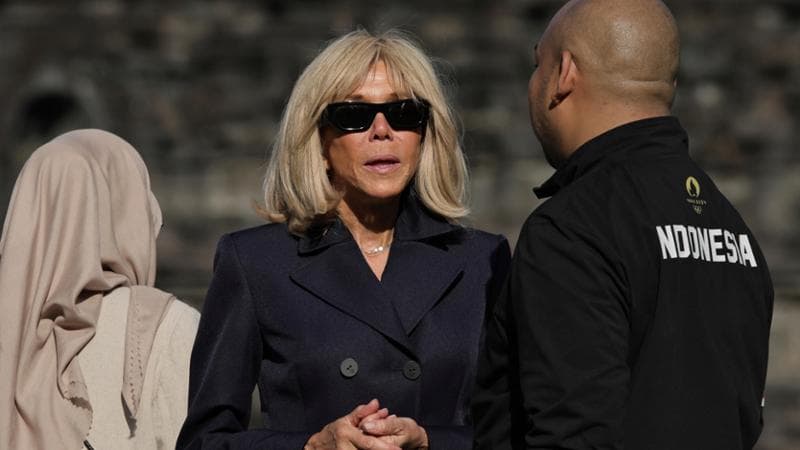 Anteprima: Brigitte Macron: “All’Eliseo ho visto oscurità, cattiveria e stupidità. A volte sono molt…