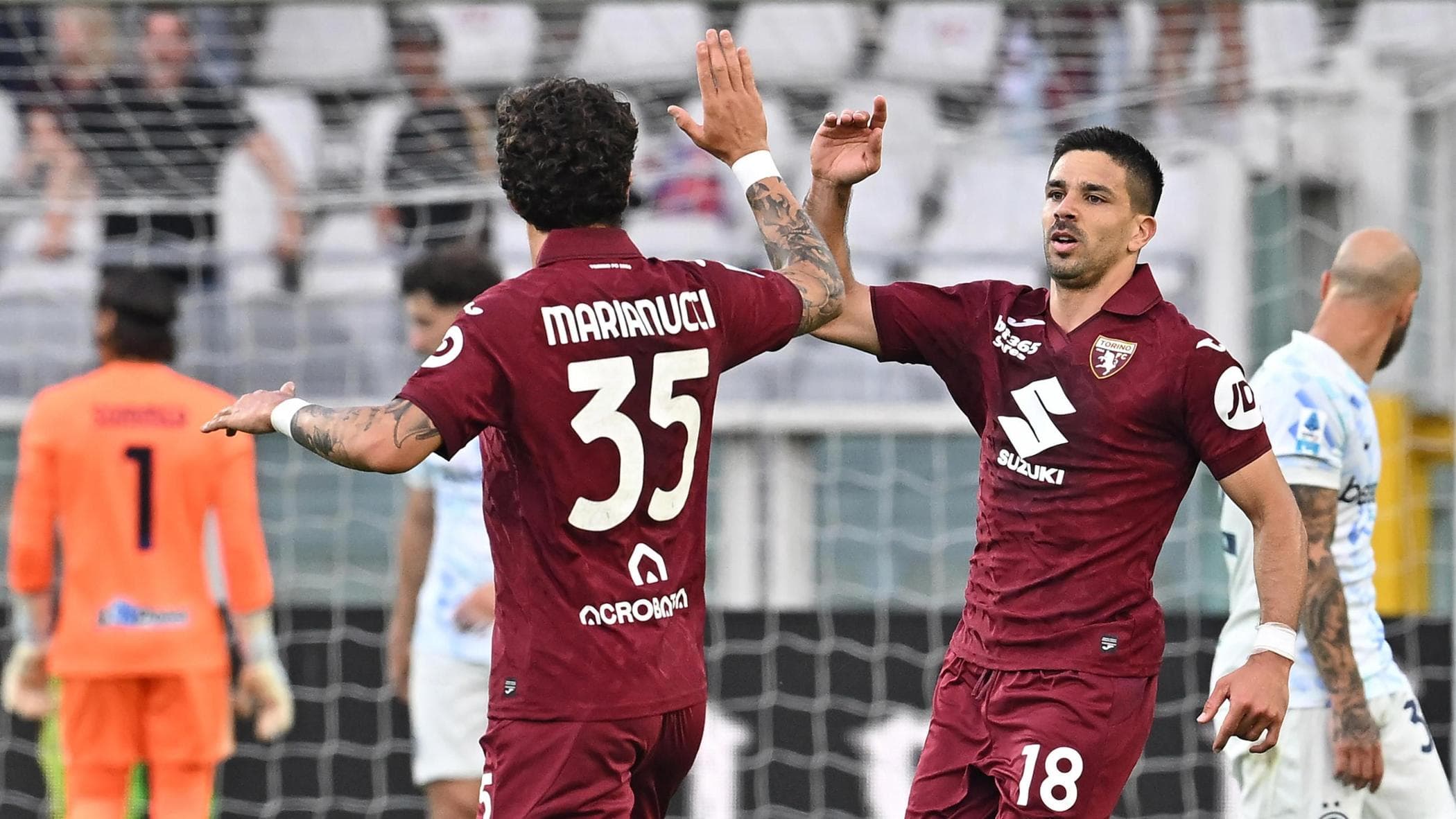 Torino-Inter 2-2, Simeone e Vlasic firmano la rimonta granata. Chivu ad una vittoria dallo scudetto