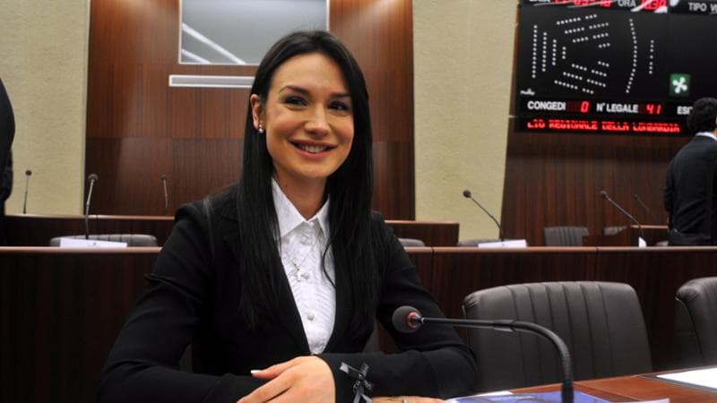 Grazia a Nicole Minetti, il Quirinale scrive a Nordio: “Supposte falsità, servono verifiche urgenti”