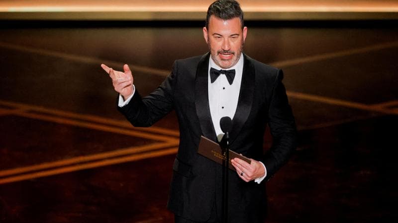 Anteprima: “Una vedova in attesa”: Trump chiede il licenziamento del comico Jimmy Kimmel per la paro…