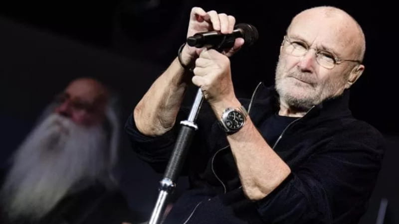 Phil Collins, all’asta a Londra una collezione di oggetti e manoscritti originali