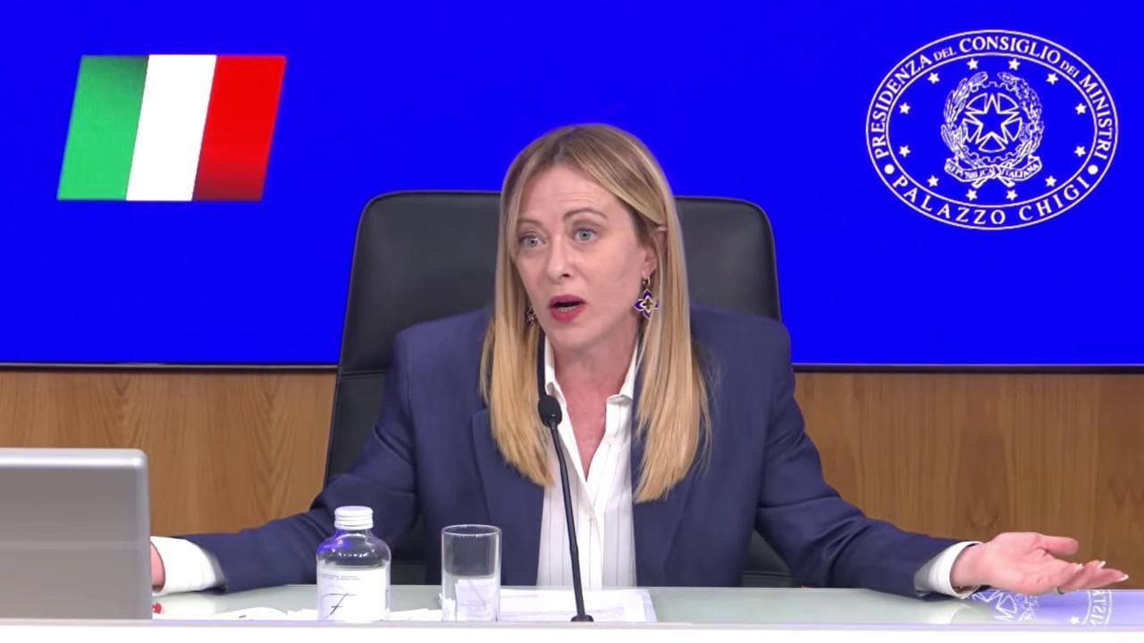 Meloni sulla grazia a Minetti: "Sì a ulteriori accertamenti. Revoca? Non sono il Presidente della Repubblica"