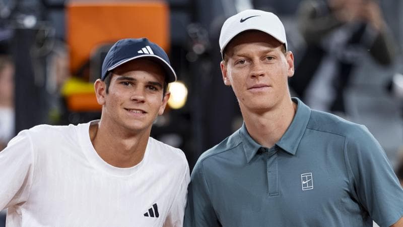 Jannik Sinner con Rafa Jodar