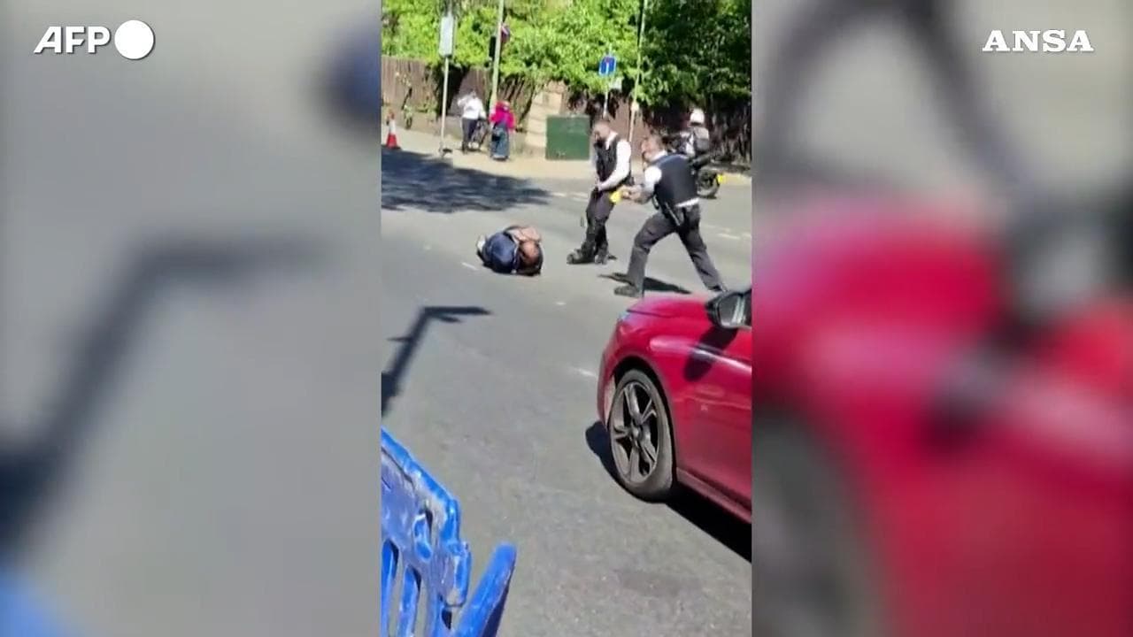 Attacco antisemita a Londra: il drammatico arresto dell'aggressore