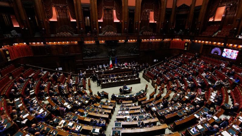Dfp, via al voto. Giorgetti: “Flessibilità per gli aiuti. Sullo scostamento decide il Parlamento”