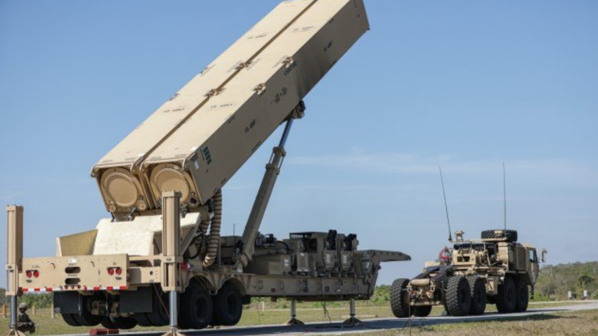 Dark Eagle, il primo missile ipersonico Usa pronto a colpire l'Iran