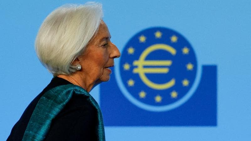 La Bce lascia invariati i tassi al 2%: “Rischi al rialzo per l’inflazione”