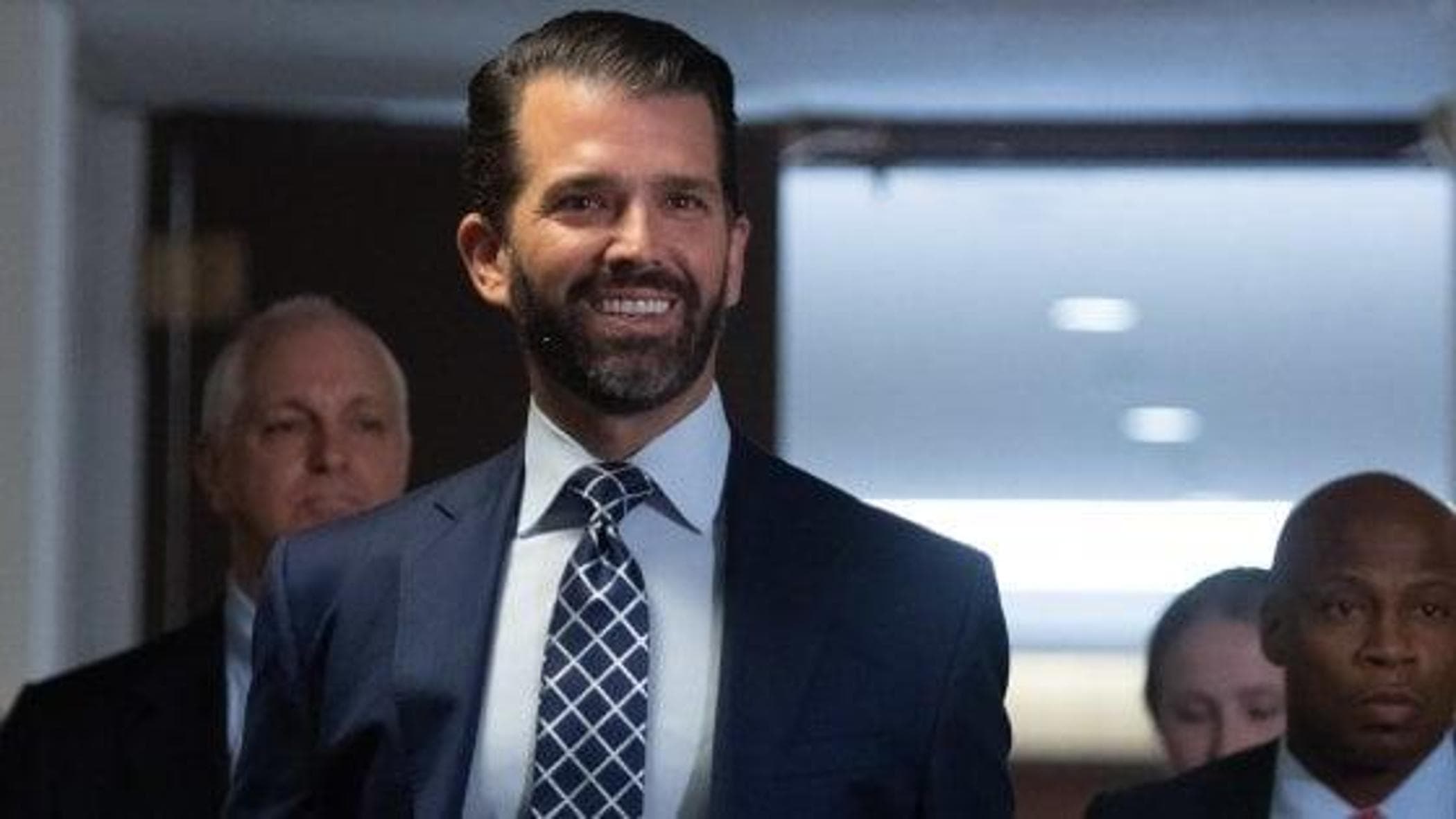 Donald Trump jr sulle orme del padre: potrebbe essere la nuova star del reality “The Apprentice”
