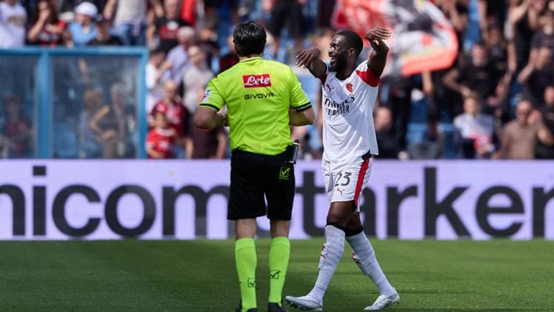 Le pagelle di Sassuolo-Milan: Laurienté imprendibile, Leao sbaglia e poi sparisce. Follia Tomori