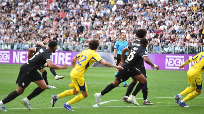 Juventus, frenata Champions: non basta Vlahovic, 1-1 con il Verona già retrocesso