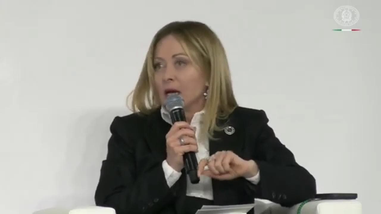 Cpe, Meloni: "Uniti dalla policrisi, migrazione incontrollata incide sulla qualità della democrazia"