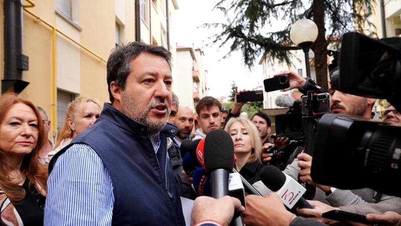 Anteprima: Salvini equilibrista, smarcamento soft da Trump: “Bene apprezzi mia intervista, ma è di f…