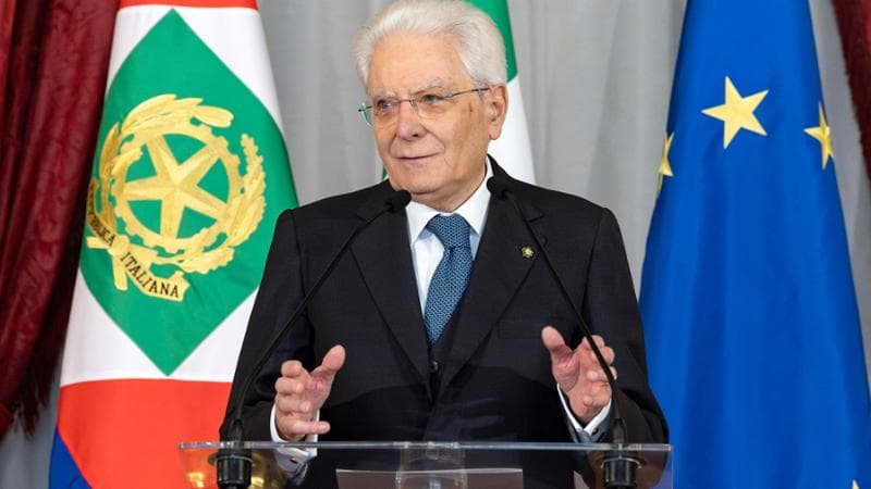 Anteprima: Mattarella mette in guardia: “Il tornante è insidioso”. Crosetto: rafforzare Unifil