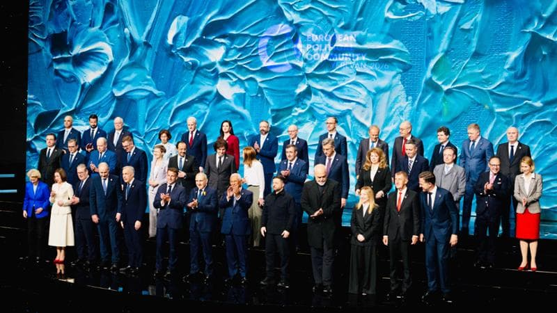 Anteprima: Piano europeo per salvare la Nato: “Rimpiazziamo noi i soldati Usa”