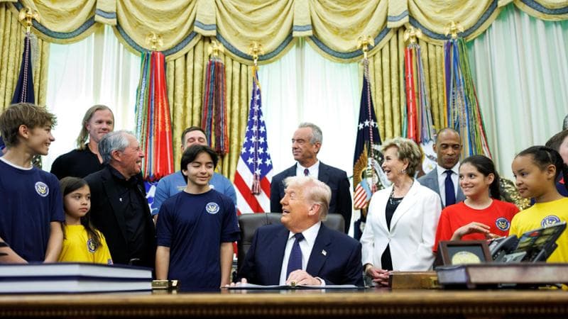 Anteprima: Trump attacca ancora il Papa: “Vuole l’atomica per l’Iran e mette in pericolo i cattolici”
