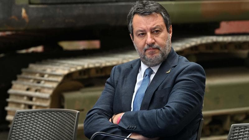 Anteprima: Aut aut di Salvini ai parlamentari morosi: o pagate la quota al partito o siete fuori