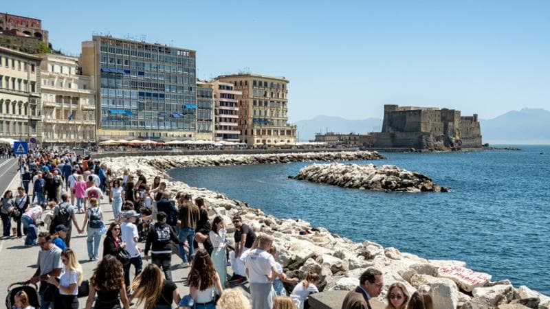 “La capitale dell’anima”: dentro Napoli dorme il canto di Partenope