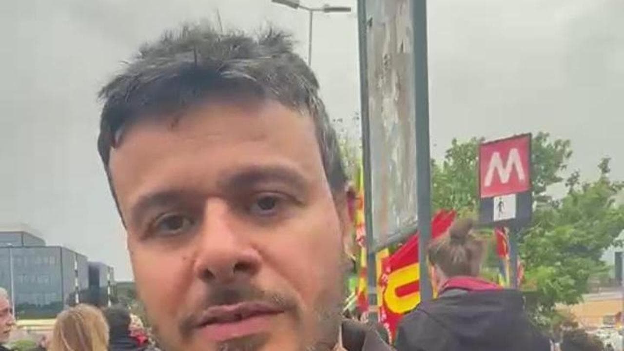 David, la protesta fuori Cinecittà: "Ci sono ritorsioni su chi manifesta. Via le maschere!"