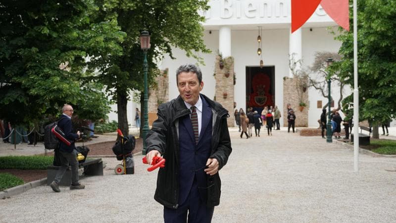 Anteprima: Lo show di Buttafuoco alla Biennale: “Noi liberi e audaci, no a censori burocrati”