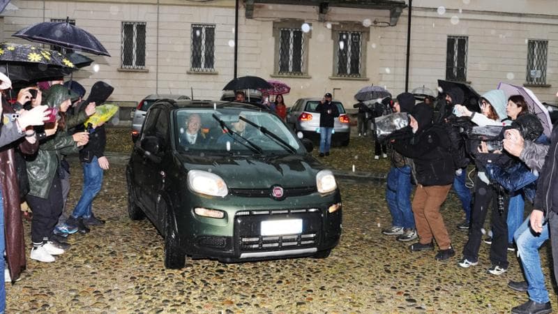 Pavia, 6 maggio: l'arrivo di Andrea Sempio in procura