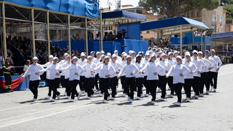 Anteprima: I volontari del servizio civile si rifiutano di marciare alla sfilata del 2 giugno: “Non…
