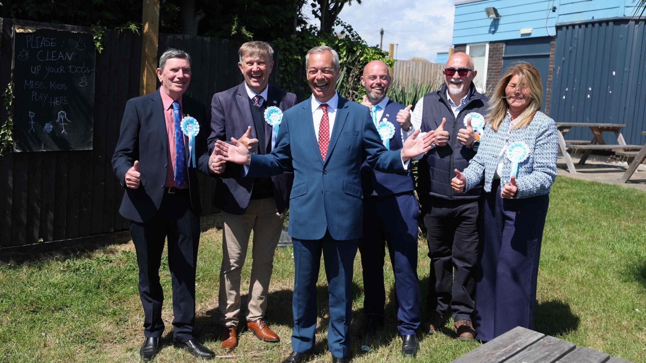 Elezioni locali in Inghilterra: trionfa Farage. Crollo Labour, Starmer: “Non mi dimetto”