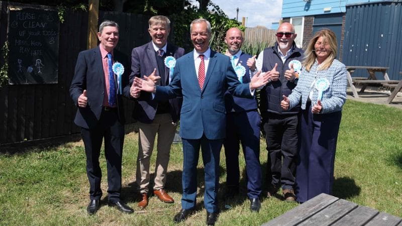 Anteprima: Elezioni locali in Inghilterra: trionfa Farage. Crollo Labour, Starmer: “Non mi dimetto”