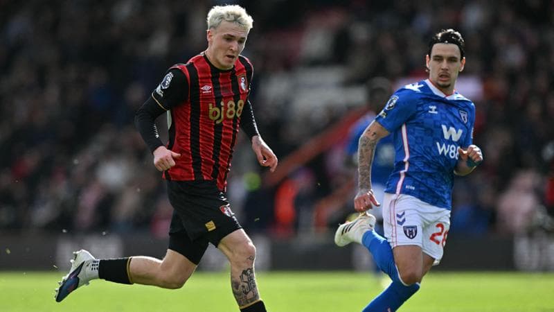 Eski AC Milan oyuncusu Jimenez, Bournemouth'un kadrosundan çıkarıldı: İddiaya göre on beş yaşındaki bir çocuğu cezbetmeye çalıştı – Futbol