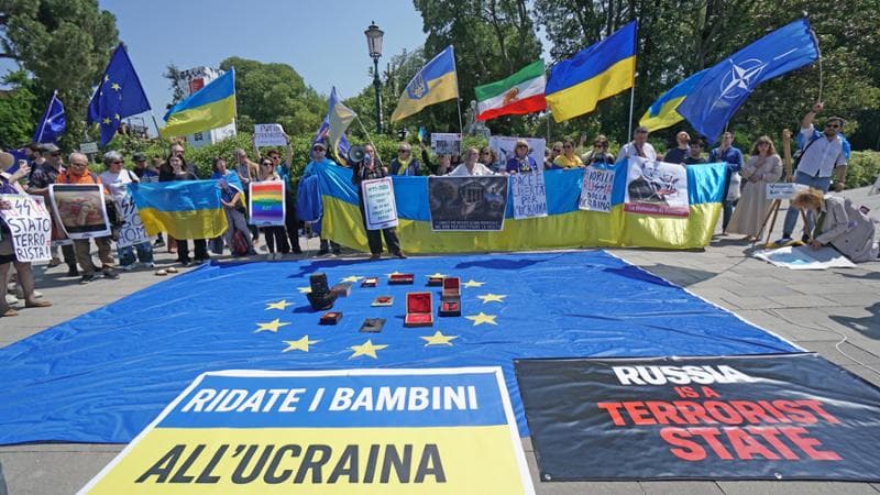 Anteprima: Biennale, l’apertura al pubblico e il giallo dei visti business ai russi