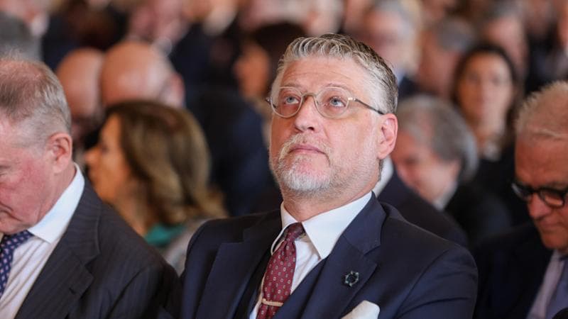 Anteprima: Giuli un’ora a colloquio con Meloni. Firma i decreti di revoca dello staff, salta la tras…