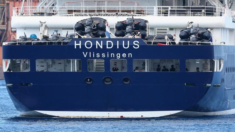 Anteprima: Canarie, il governatore: “Topi nuotatori sulla nave dell’Hantavirus”. Madrid: “Assurdo”