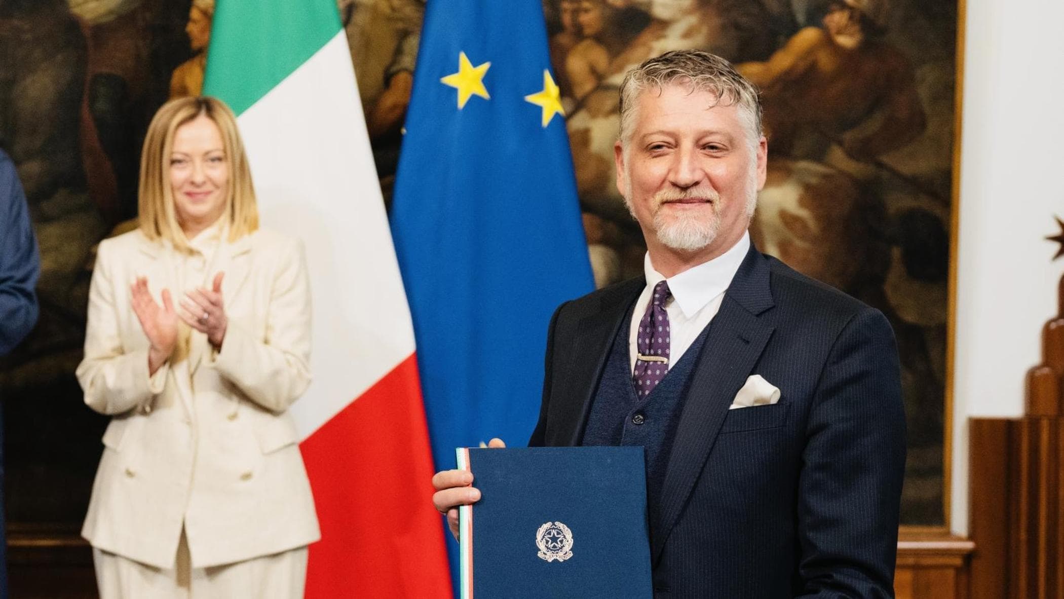 Epurazioni alla Cultura. Meloni processa Giuli, tensione a Palazzo Chigi