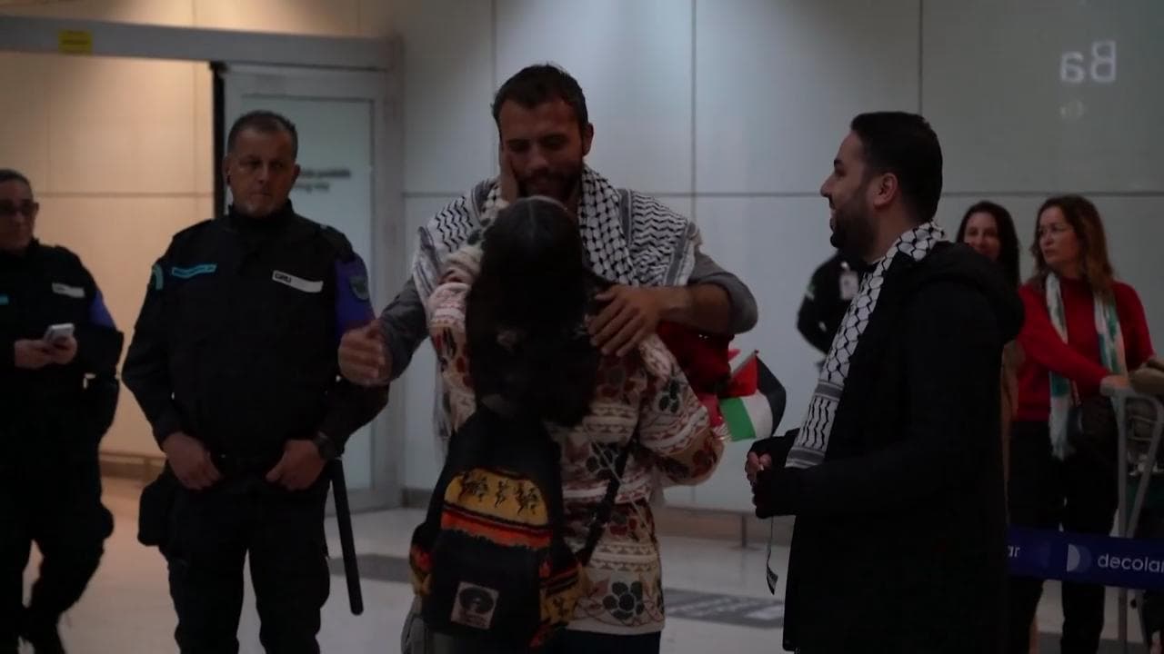 Brasile, torna a casa Thiago Avila rilasciato da Israele: "Il mio non un arresto ma un sequestro"