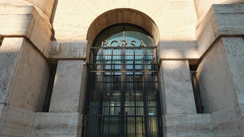 Le Borse di oggi, 13 maggio. Trump verso la Cina: Europa in rialzo, stabile il petrolio