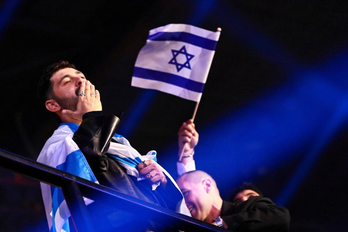 Noam Bettan durante la prima semifinale dell'Eurovision